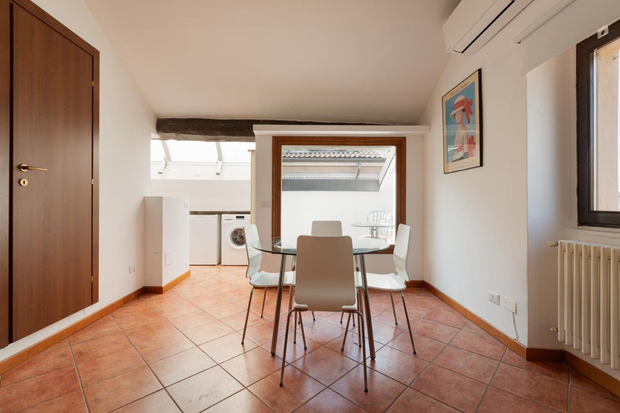 מילאנו Corso Como Balcony Apartment מראה חיצוני תמונה